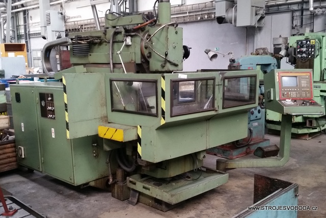 Konzolová frézka se souvislým řízením FGS 40/50 CNC (frezka konzolova FGS40-50CNC (1).jpg)